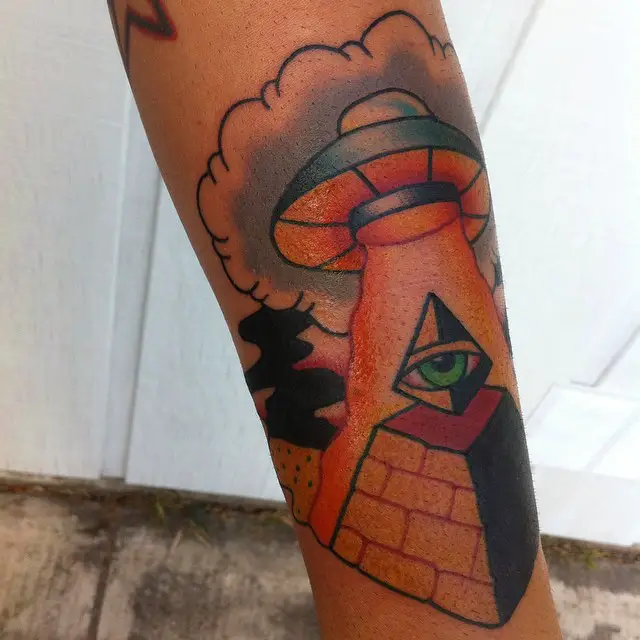 Pyramid Tattoo Designs with UFO Action