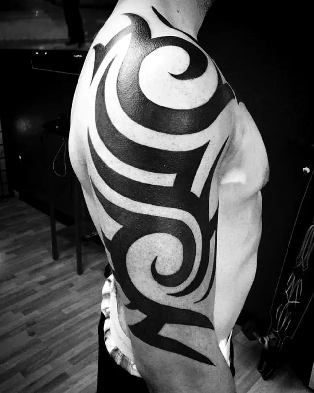 Tribal Tattoos for Men’s Upper Arm