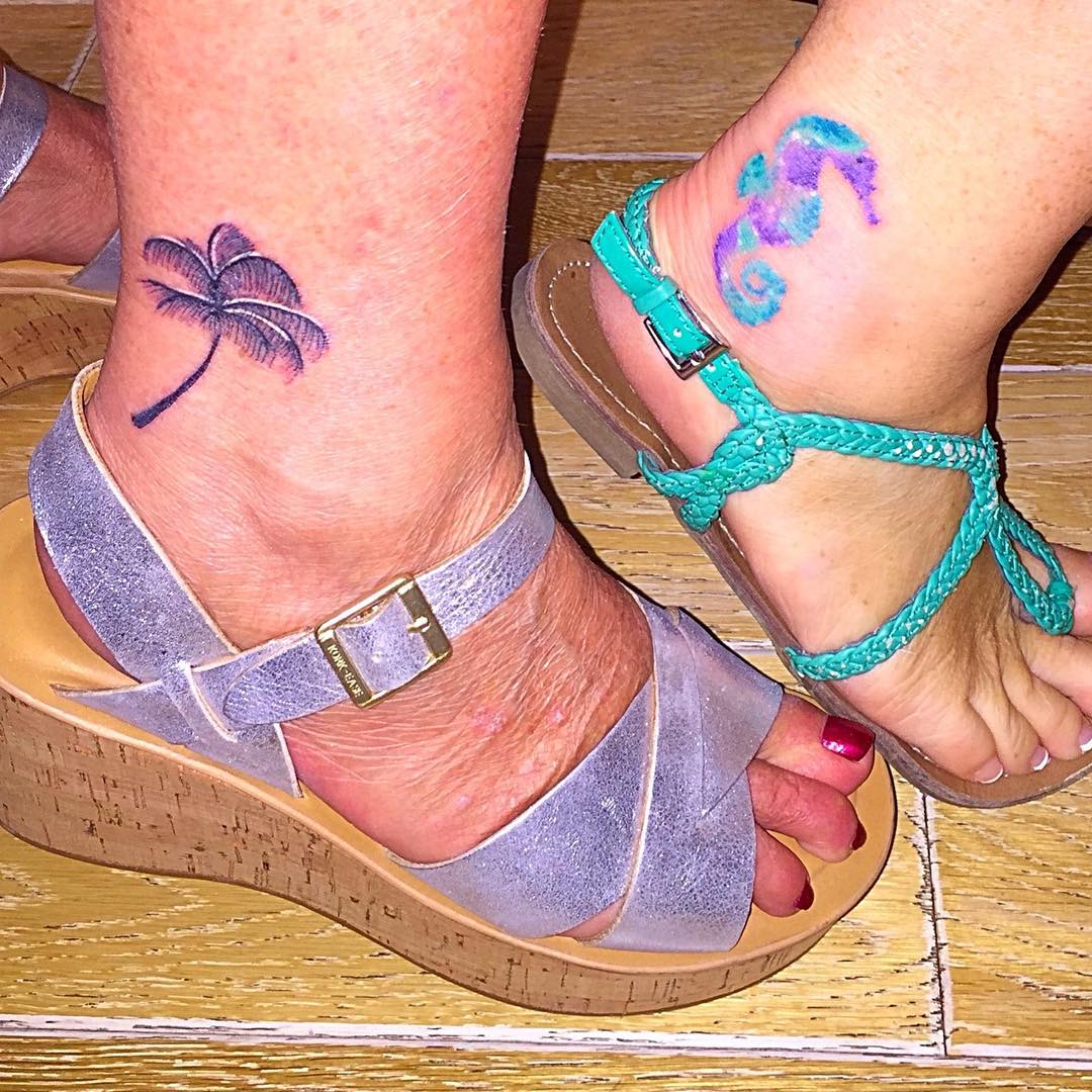 Seahorse and palmtree mom daughter tattoo ideas