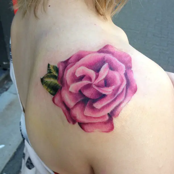 rose tattoos on shoulder for women