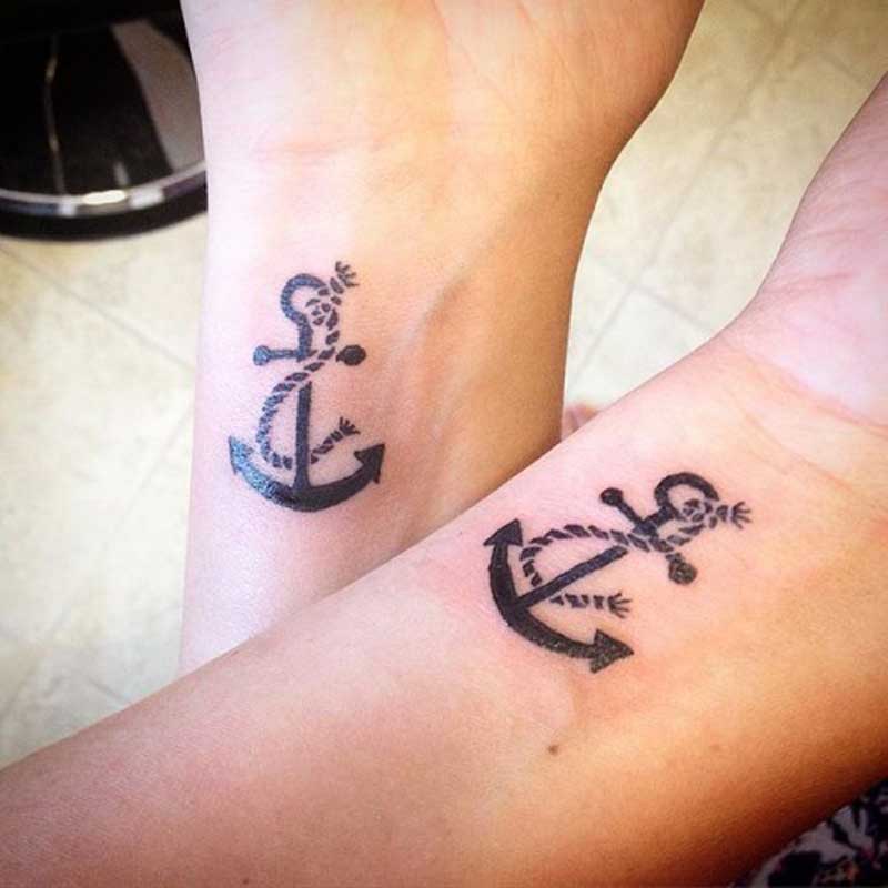 simple-anchor-tattoos-for-couples