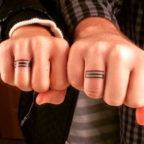 3d wedding ring finger tattoos