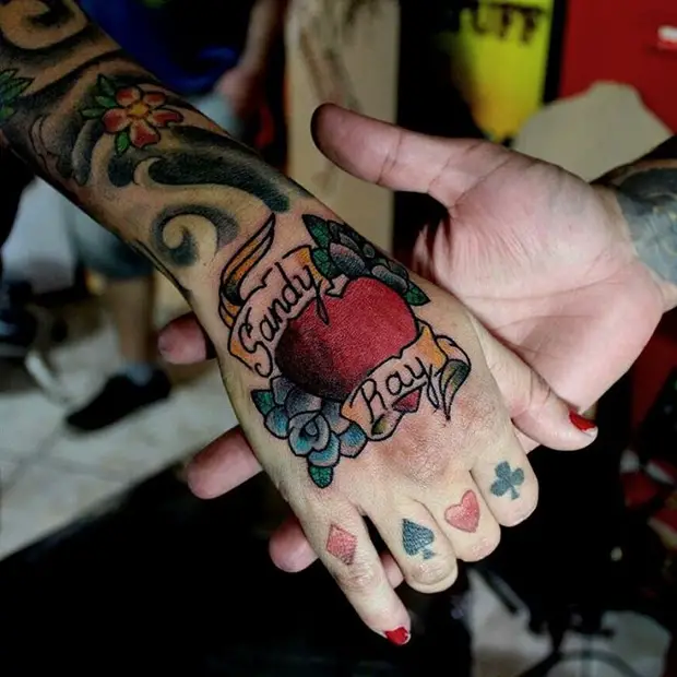 Tattoos Hearts with Names-7