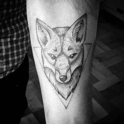 dotwork-fox-tattoo-designs