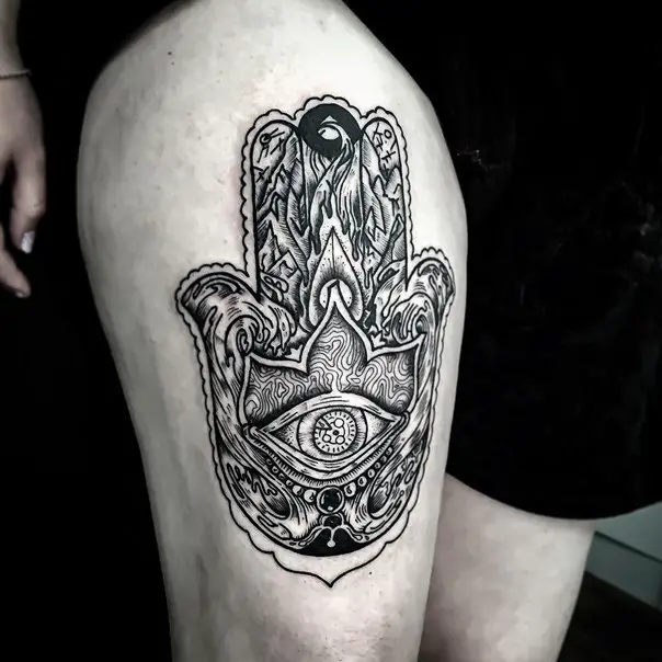 hamsa hand tattoo ideas on thigh