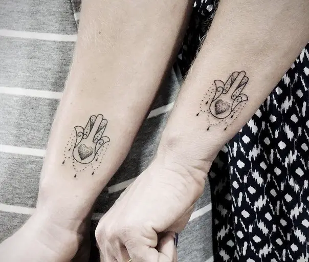 hamsa hand tattoos-5