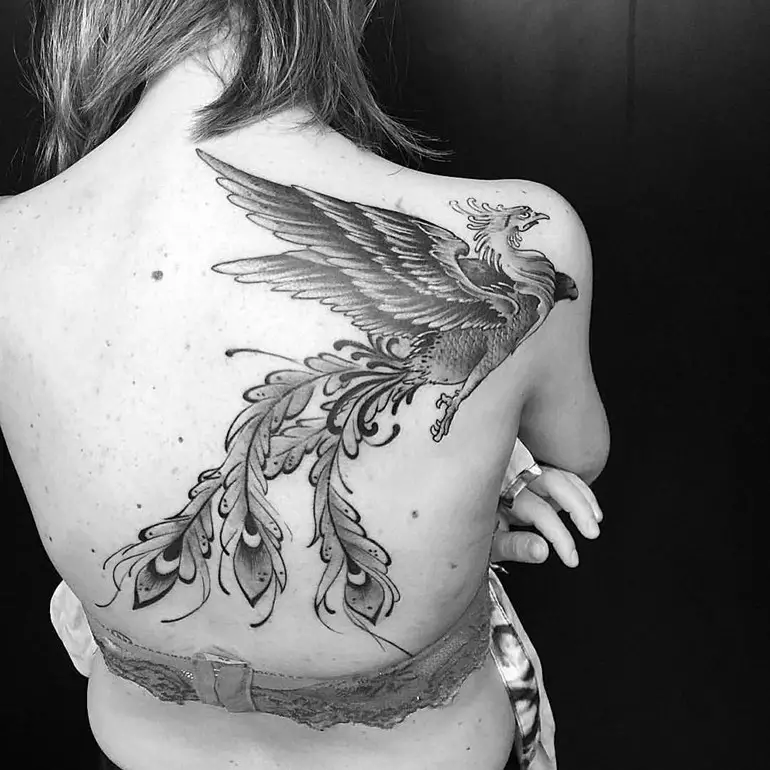phoenix-tattoos-for-women-custom-designs