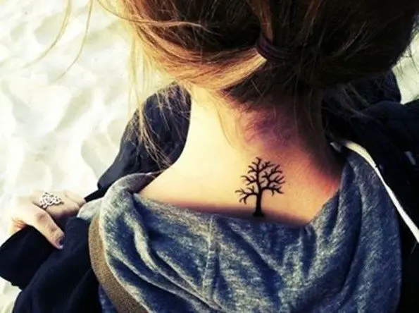 tree tattoos on back-18