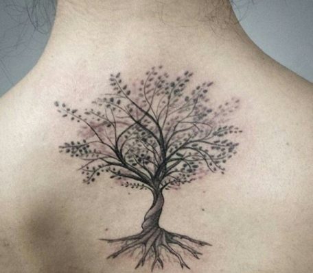 45 Insanely Gorgeous Tree Tattoos on Back
