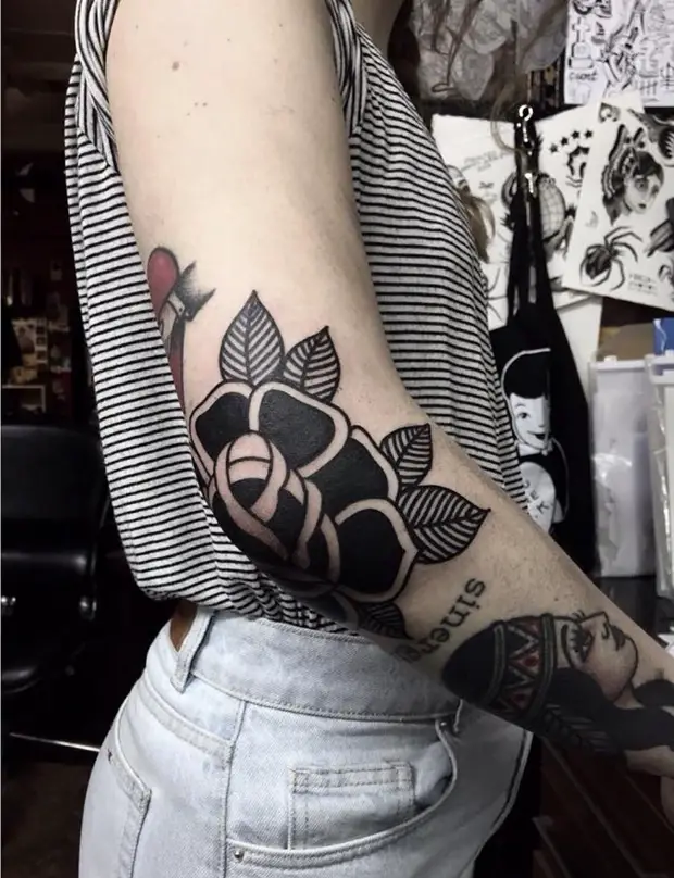 Black Rose Tattoo-7