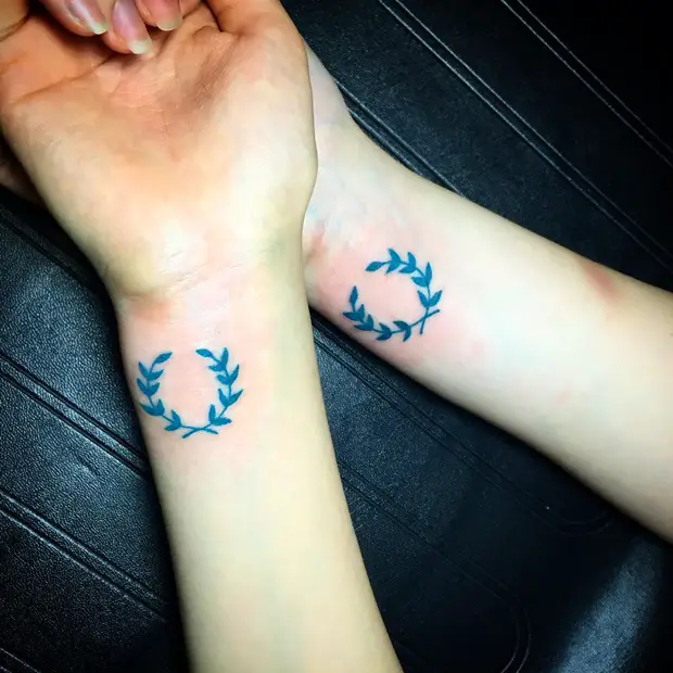 laurel wreath tattoo-27