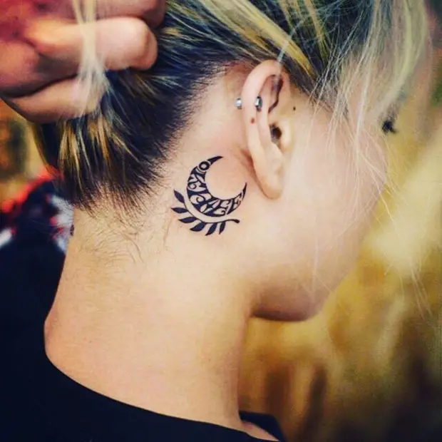 laurel wreath tattoo-36