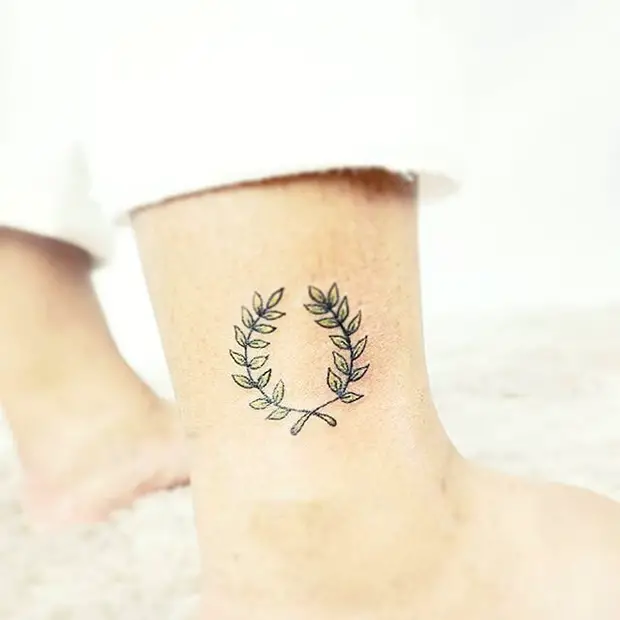 laurel wreath tattoo-43