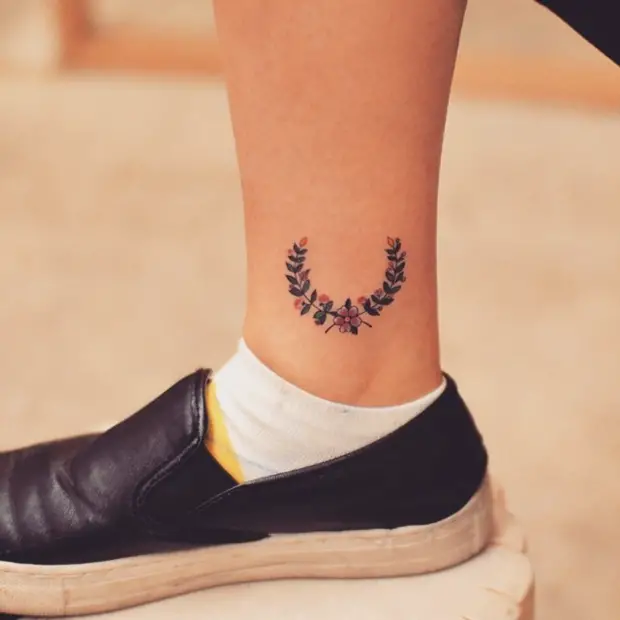 laurel wreath tattoo-49