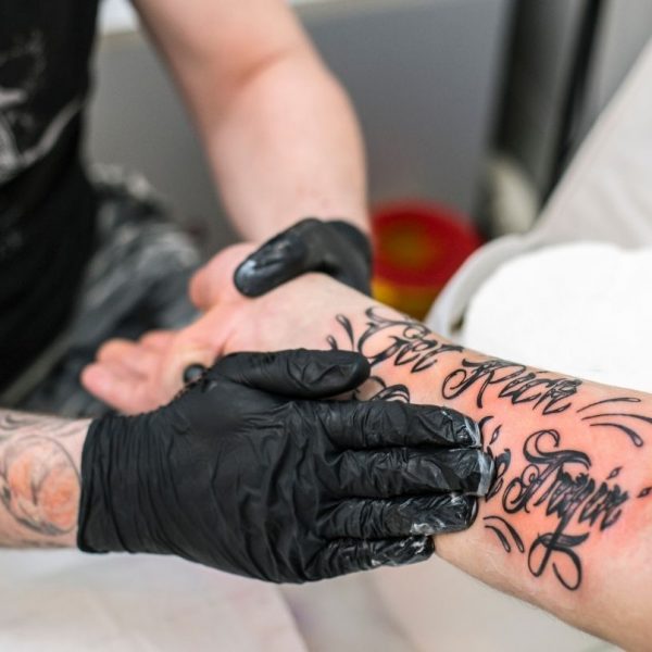 Best Ointment for New Tattoo: Reviews and Buying Guide 2022